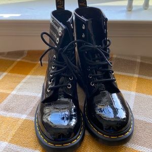 Dr. Martens 1460W Patent Leather Croc Emboss Boots- Size 7 (Women)- Never worn